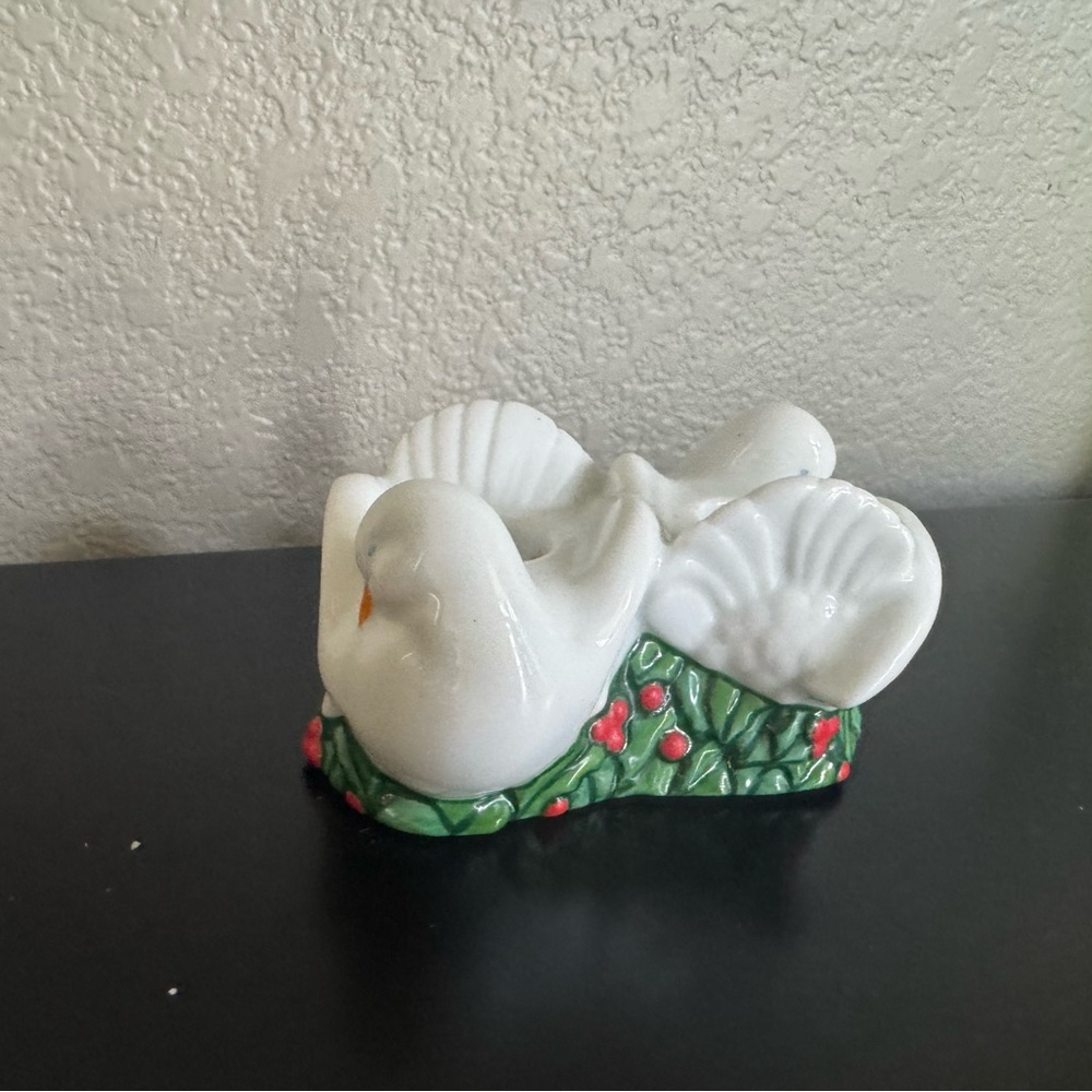 Avon 1993 White Dove Ceramic Candle stick Holder
